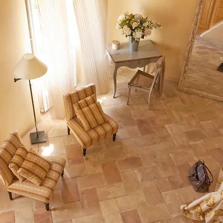 Château Provence Alojamento de Acomodação e Pequeno-almoço La Roque-sur-Pernes
